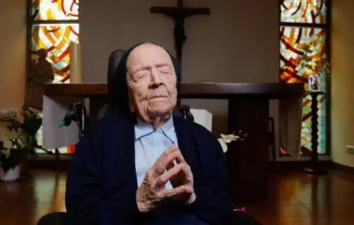 Preghiera e cioccolato: "Io, la decana d'Europa"