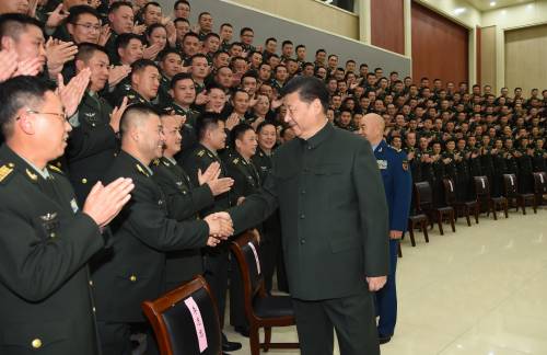 Xi con le spalle al muro: i problemi con l'esercito minacciano tutta la Cina