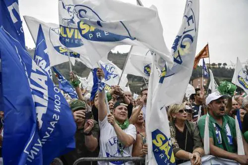 Troppa piazza e poco Palazzo