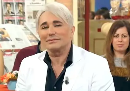 Grande Fratello Vip, Scialpi furioso: "Cachet ridicolo". Poi svela la partecipazione di Loredana Lecciso