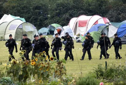 Francia, sgomberato campo profughi: "Troppe risse e violenza"