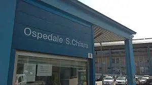 Trento, per evitare controlli centauro trascina agente sulla strada