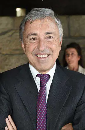 13 milioni di buonuscita a Castellucci: "Un'offesa ai morti del Morandi"
