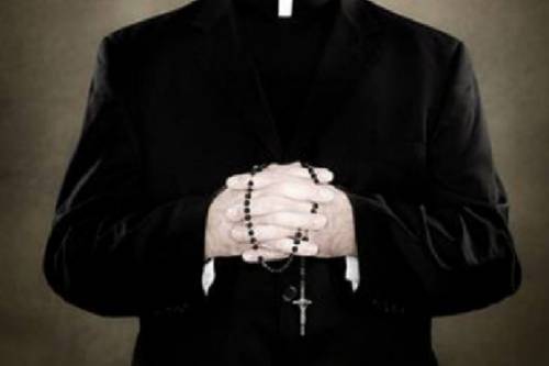 Pedofilia, espulso un gesuita per abusi ai danni di cinque minori