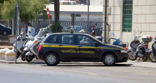 Truffa per il conseguimento di erogazioni pubbliche a Foggia