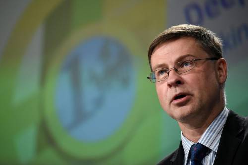 Mes, Dombrovskis all'attacco: ​"Dall'Italia reazione esagerata"