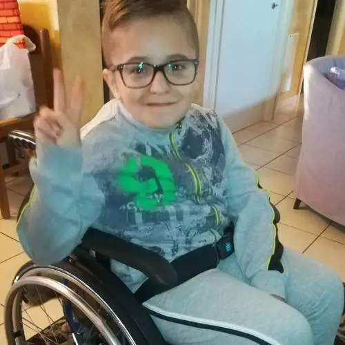 La battaglia di Brjan, 14enne affetto dalla sindrome di Van Der Knapp