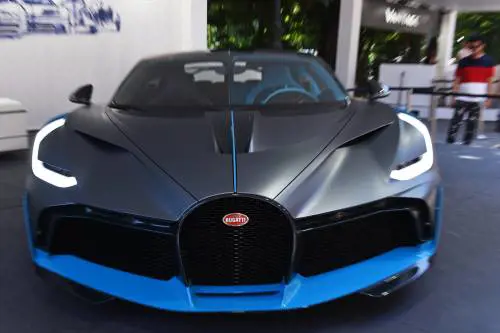 Il rombo del motor show tra Milano e l'autodromo. Con tanti saluti ai grillini