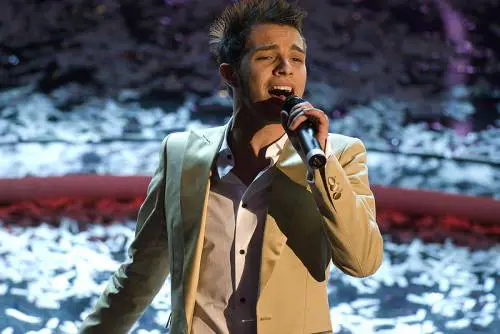 Marco Carta torna sul coming out: "Essere liberi è impagabile"