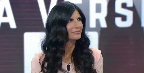 Pamela Prati a Non è l’Arena: “Sono una vittima, ho mentito per amore”