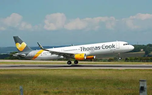 Uk, fallisce la compagnia Thomas Cook: Londra deve ora rimpatriare 165mila turisti inglesi