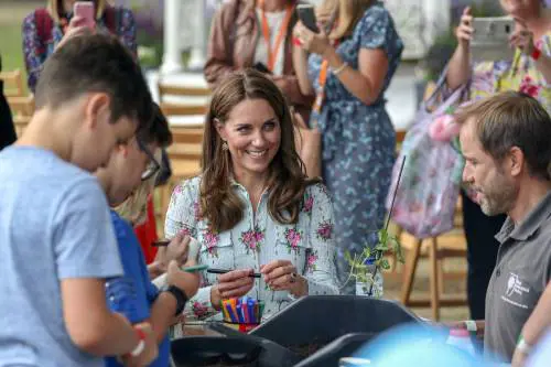 Kate Middleton incinta? I bookmaker sospendono le scommesse