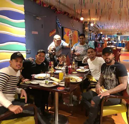 Stipendio da capogiro per gli amici di Neymar
