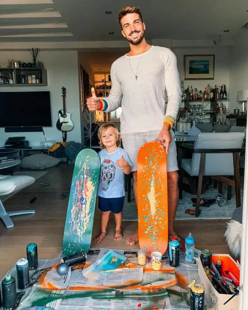 Mariano Di Vaio papà tris ha già aperto un profilo Instagram per il figlio neonato