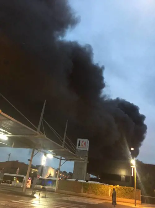 Rouen, maxi rogo all'impianto chimico