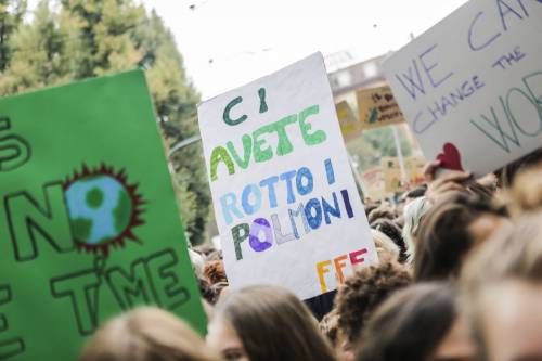 Fridays for future a Milano: la protesta degli studenti