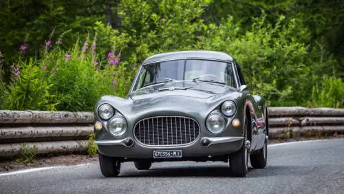 Torino, i Cinque Stelle bandiscono le auto storiche