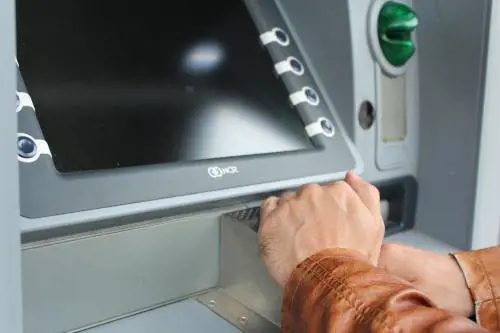 Adesso dite addio ai contanti Come cambiano i pagamenti