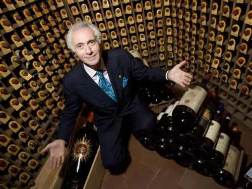 Stalking su ex dipendente, indagato sommelier Pinchiorri
