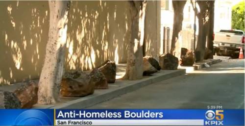 San Francisco, rocce per impedire ai senzatetto di accamparsi