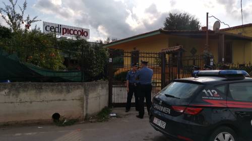 Coppia trovata morta nel Napoletano: i carabinieri sul posto
