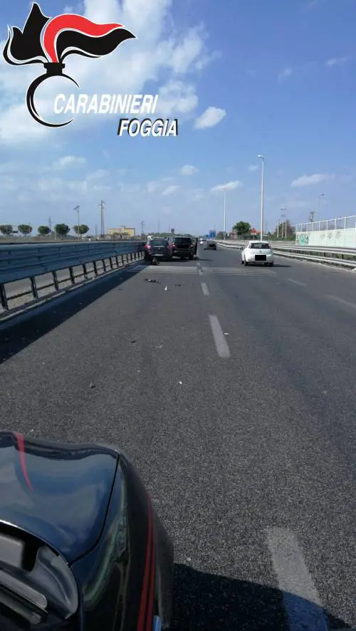 Foggia, dopo inseguimento: arrestato rumeno con un'auto rubata