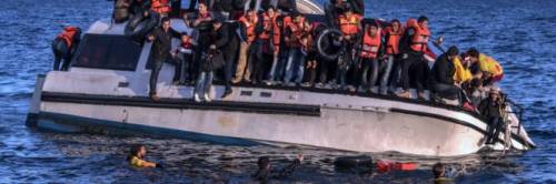 Il Pd si spacca sui migranti: perché il governo può saltare