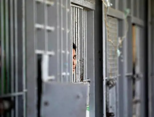 I detenuti stranieri in Italia costano un miliardo di euro all'anno