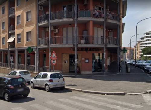 Roma, paura per le rapine flash in farmacia