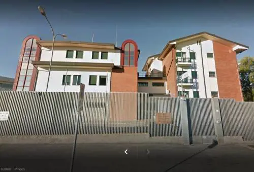 Mondovì, deruba e aggredisce una ragazza sul treno: preso magrebino