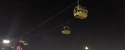 Paura a Disney World: passeggeri sospesi in aria per ore