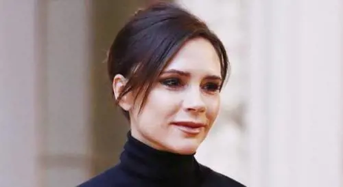Problemi per Victoria Beckham. È a rischio chiusura il suo account Youtube 