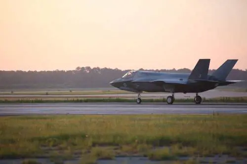 F-35 italiani sui cieli d'Islanda: ecco cosa fanno i nostri caccia