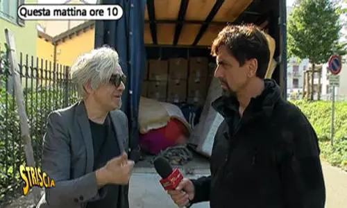 Morgan sgombera la casa dopo lo sfratto: "Devo pagare 8mila euro"