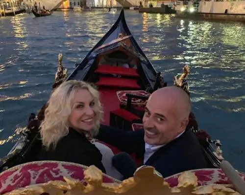 Antonella Clerici svela: "Grazie a Vittorio sono più forte" 