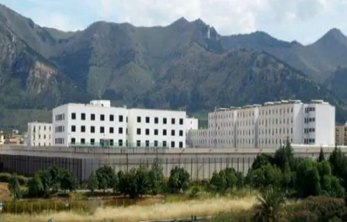 Palermo, approfittava dei permessi premio del carcere per acquistare droga e venderla al rientro