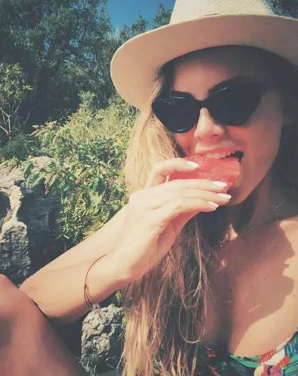 Nina Senicar incinta: manca poco al parto