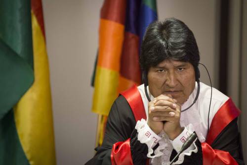 Morales cerca il quarto mandato: "Attenti al golpe della destra"