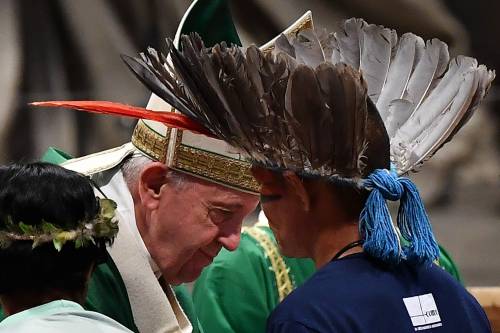 Amazzonia, il sogno del Papa prende piede: preti indios