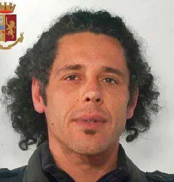 Spacciatore preso grazie all'app della polizia