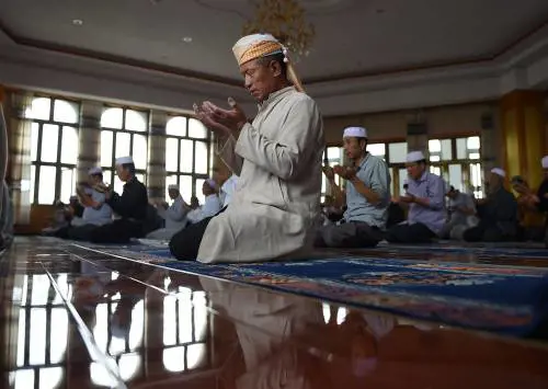 Guerra totale all'islam: ​il pugno duro della Cina