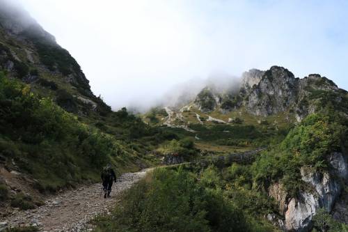 Tragedia in Valchiavenna: muore escursionista 83enne