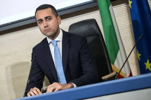 Siria, Roma blocca l'export di armi verso la Turchia. Ma non ci sarà "l'embargo europeo"