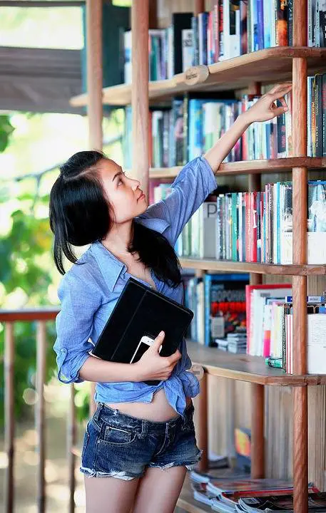 "Il libro non morirà. È il grande sopravvissuto della nostra Storia"