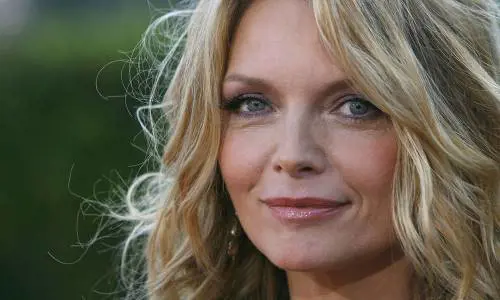 "Per molto tempo ho pensato di non farcela". Michelle Pfeiffer rivela cosa vuol dire essere attrice a 60 anni