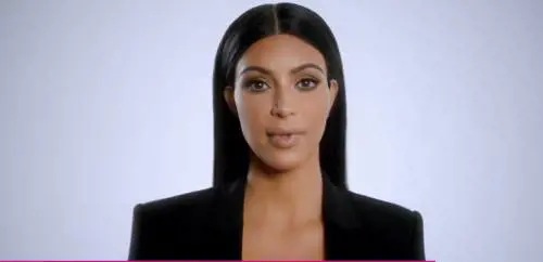 "Diventa un'amante virtuale": per Kim Kardashian un milione di dollari