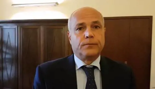 Il questore di Reggio Emilia: "Corsi di legalità per i figli dei migranti"