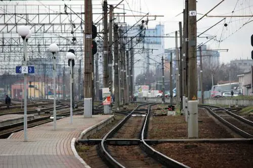 Fumo nel vagone della Circumvesuviana e disagi passeggeri: indaga la Procura
