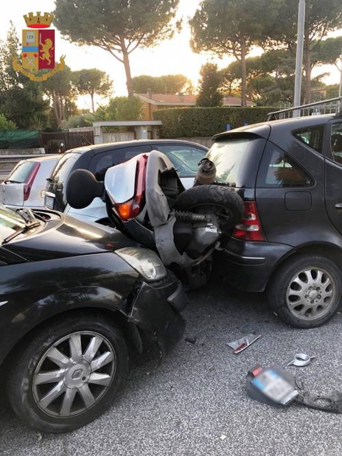 Insegue motociclista e tenta di investirlo: "Non ora, ma ti ucciderò"