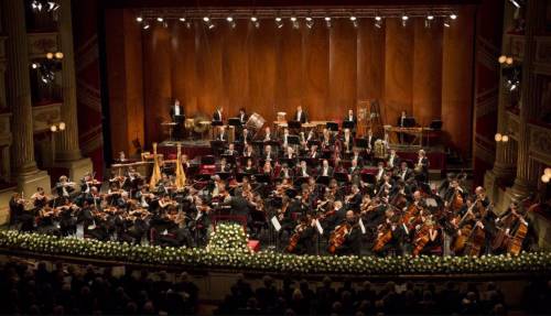 La Filarmonica suona l'opera di Francesconi